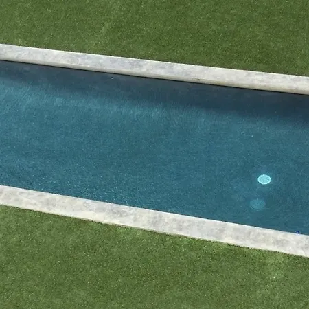 Maison d'hôtes Le Cube Design A Avec Piscine Et Cuisine
