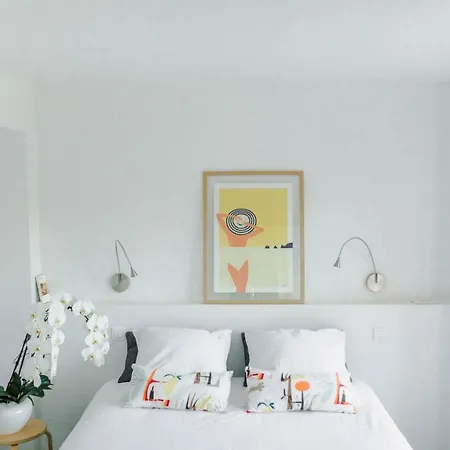 Le Cube Design A Avec Piscine Et Cuisine Maison d'hôtes